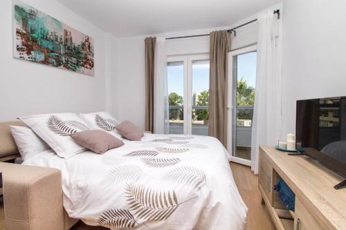 Vistamarina B208 By Ivi Real Estate Apartment Torremolinos Luaran gambar